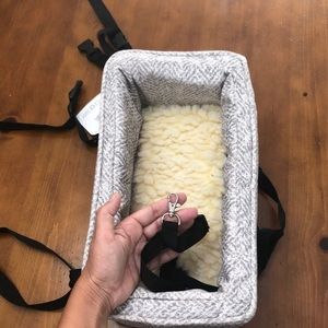 Snoozer Luxury small dog 🐶 console seat